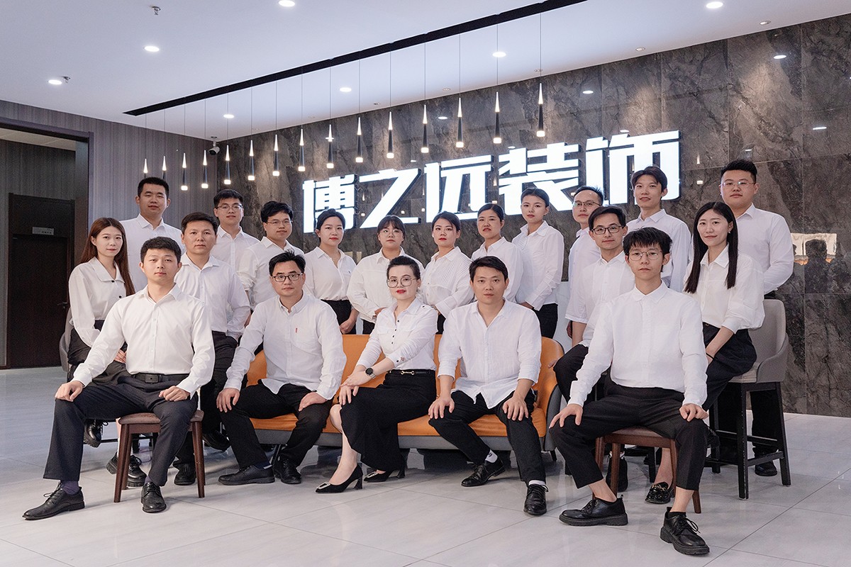 設計師集體照2024.6.21.jpg